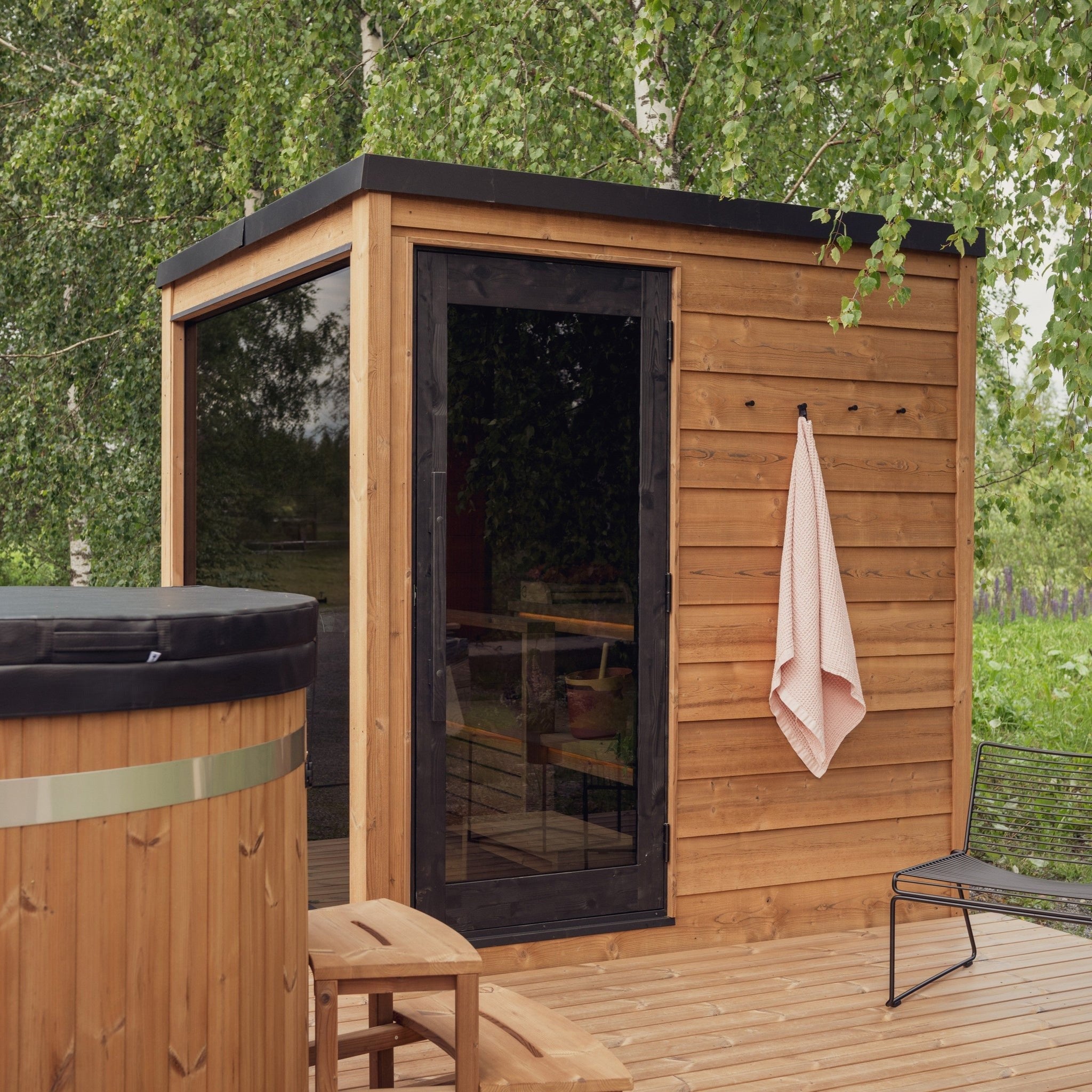 ts2-thermasol-nordic-dawn-sauna-cabin-scene0.jpg